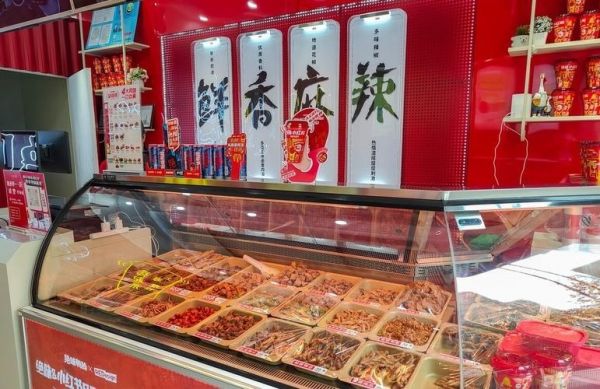 響應(yīng)飲食健康潮流，絕味鴨脖不斷推出更加健康、營養(yǎng)的鹵制食品